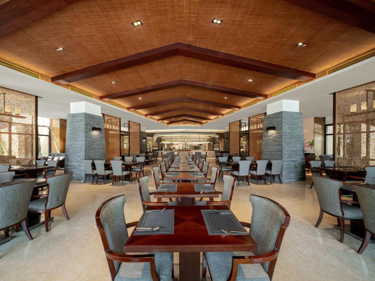 Pullman Oceanview Sanya Bay Resort & Spa מראה חיצוני תמונה