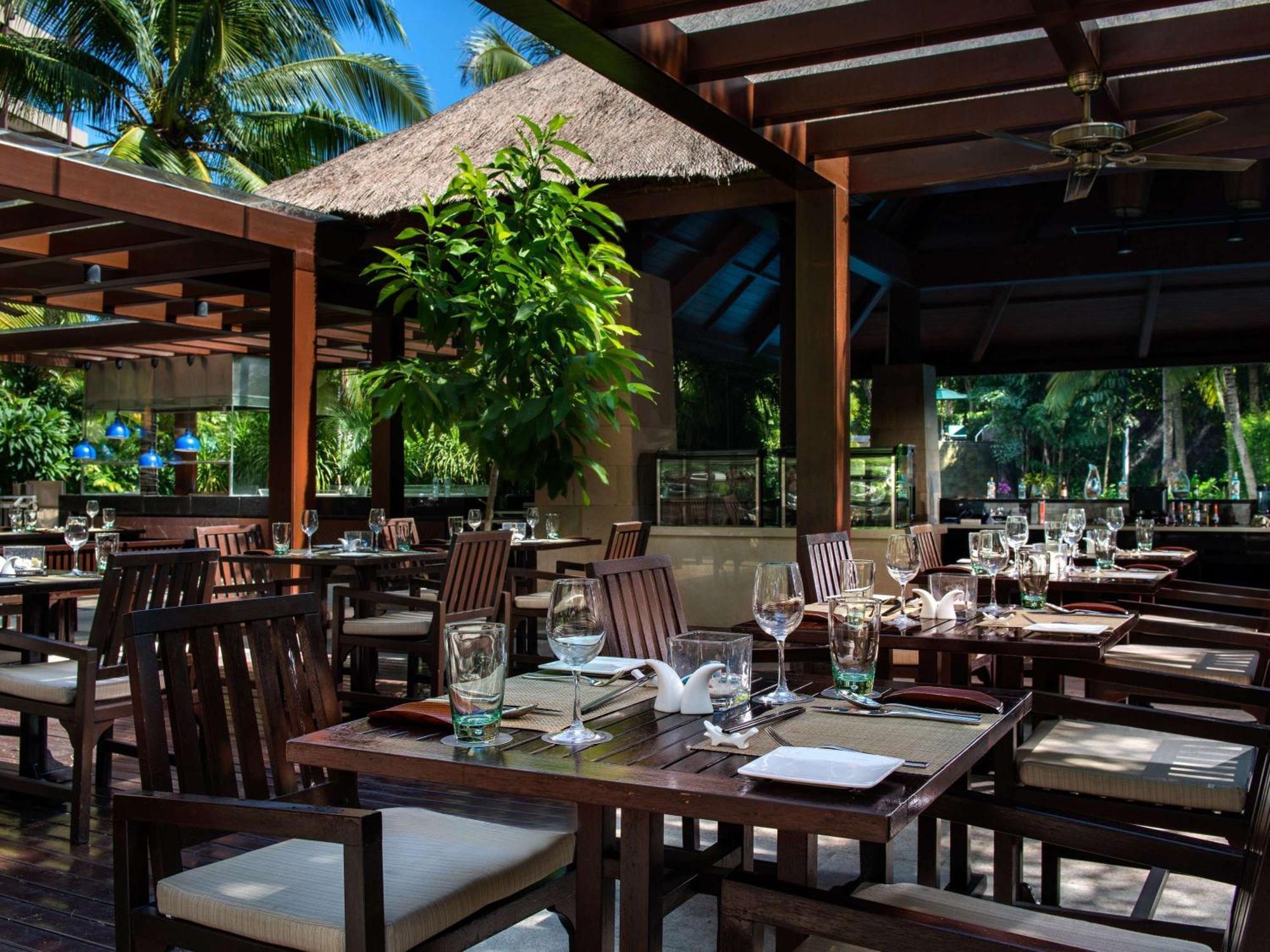 Pullman Oceanview Sanya Bay Resort & Spa מראה חיצוני תמונה